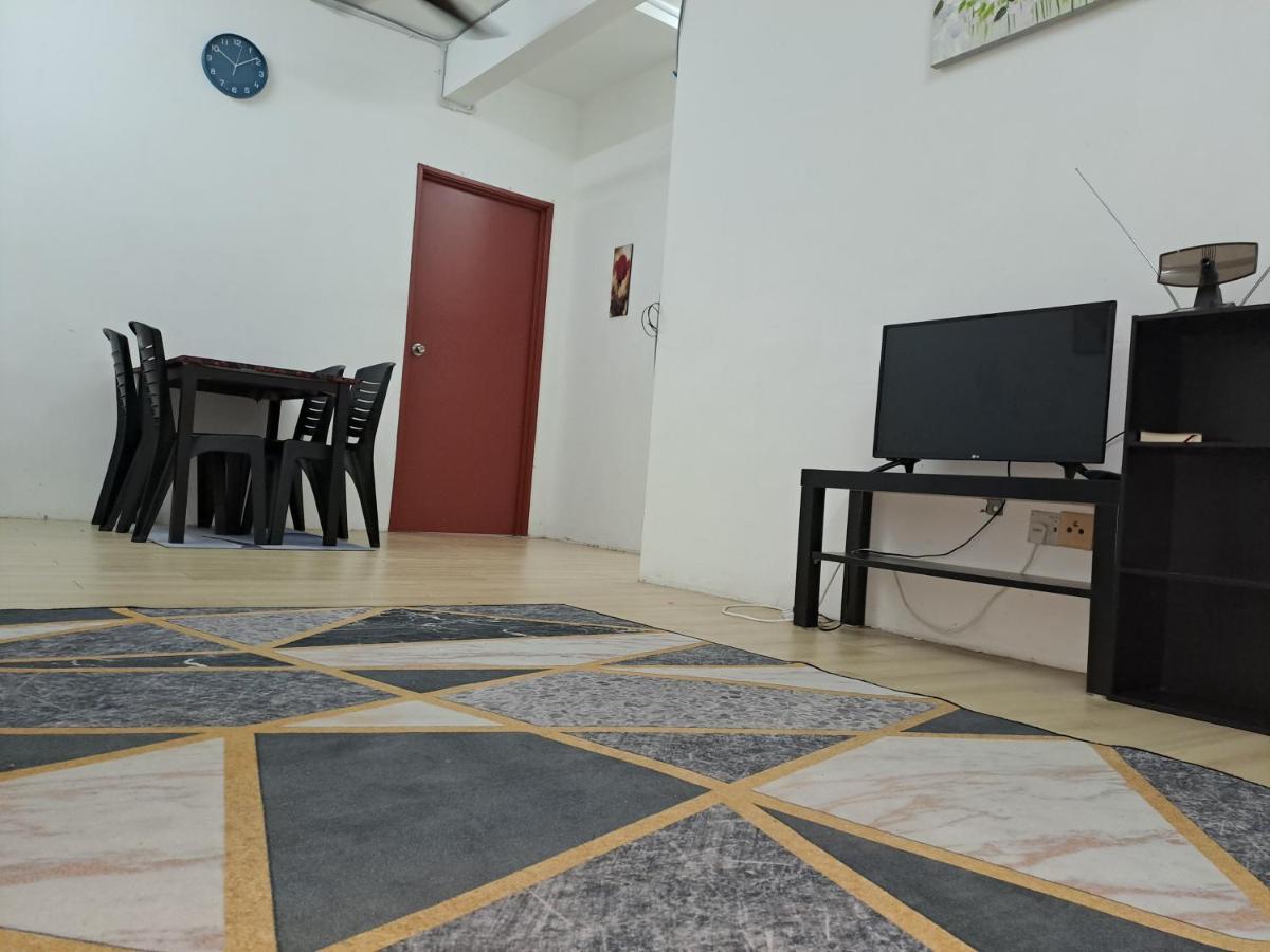 1201 Apartment Ladang Tok Pelam Tepipantaibatuburuk Куала-Тренгану Екстер'єр фото